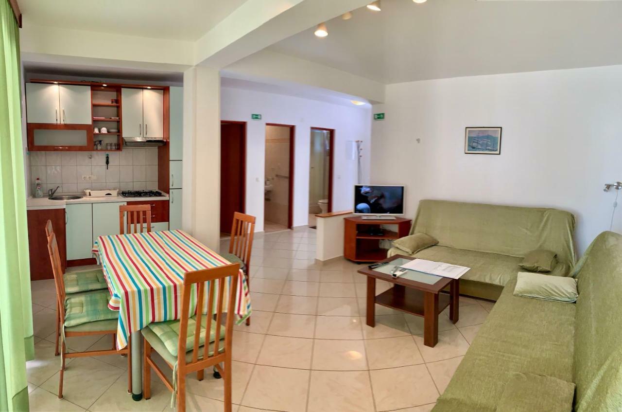 Apartments Nautic ซาวาลา ภายนอก รูปภาพ